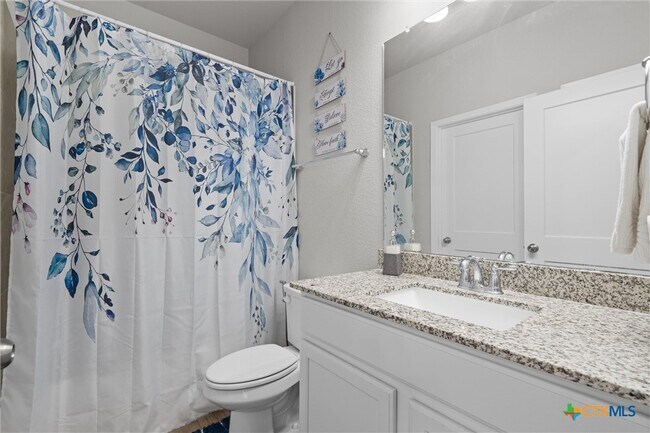 Building Photo - 1913 Zabcikville Dr