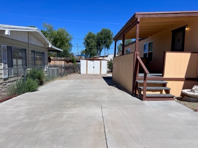 Building Photo - 2060 Colorado Blvd