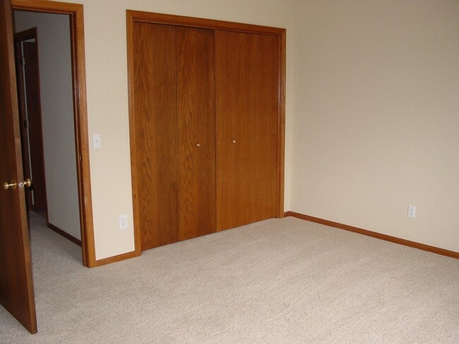 Building Photo - 3001 Arapaho Dr