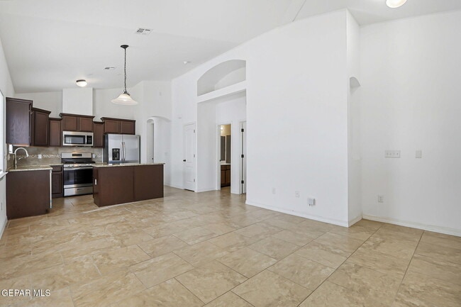 Building Photo - 14373 Tobe Davis Dr