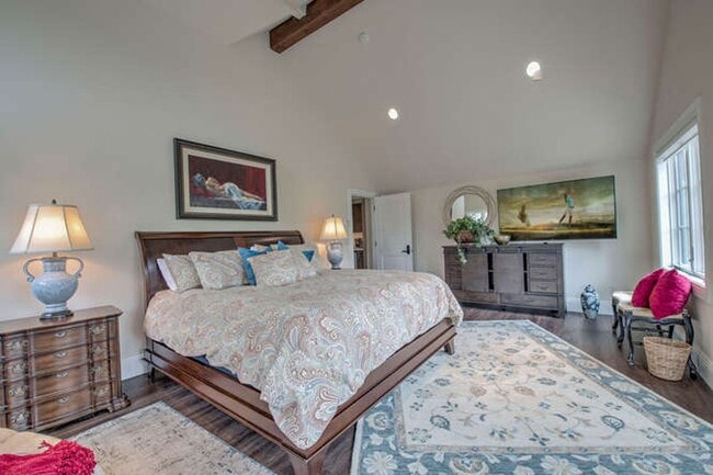 Building Photo - Winter Rental