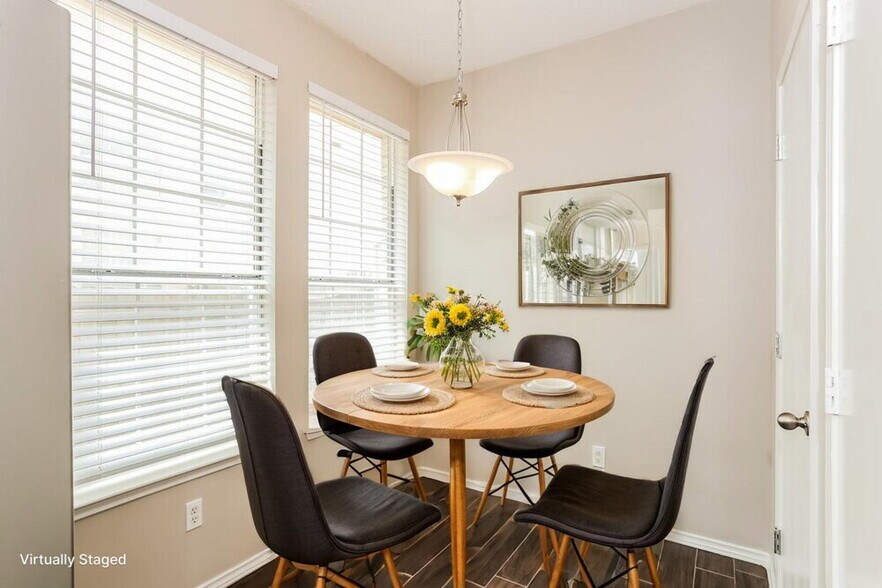 Building Photo - 1130 Colbert Ln