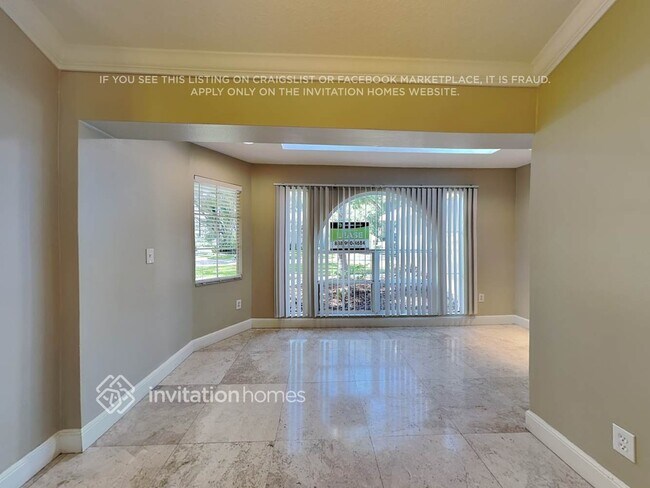 Building Photo - 903 Laurel Leaf Ct