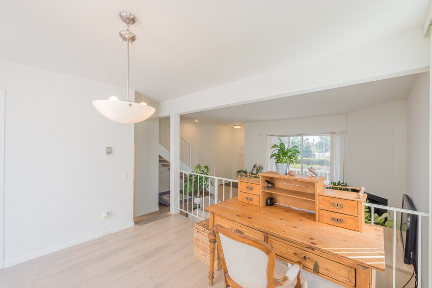 Building Photo - 28320 Rey de Copas Ln