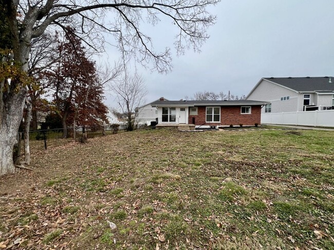 Building Photo - 1120 GILBERT AVENUE (REAR) | ROCK HILL 63119