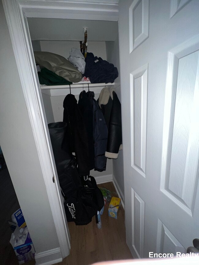 Building Photo - 63 Selkirk Rd