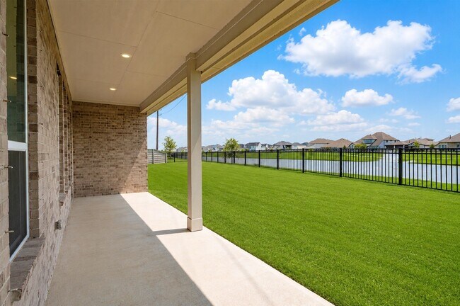 Building Photo - 5003 Park Willow Dr