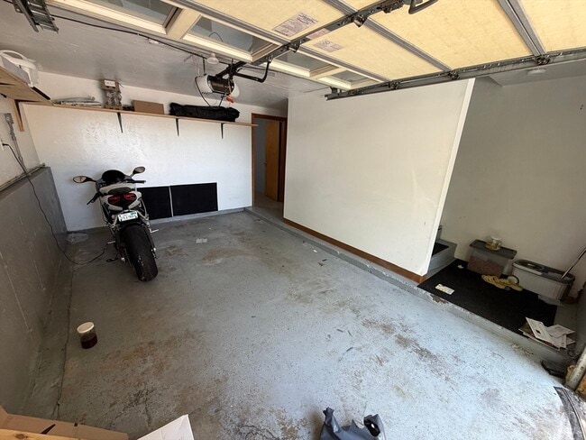 Building Photo - 28 Mildred Ave