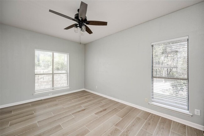 Building Photo - 6000 Shepherd Mountain Cove