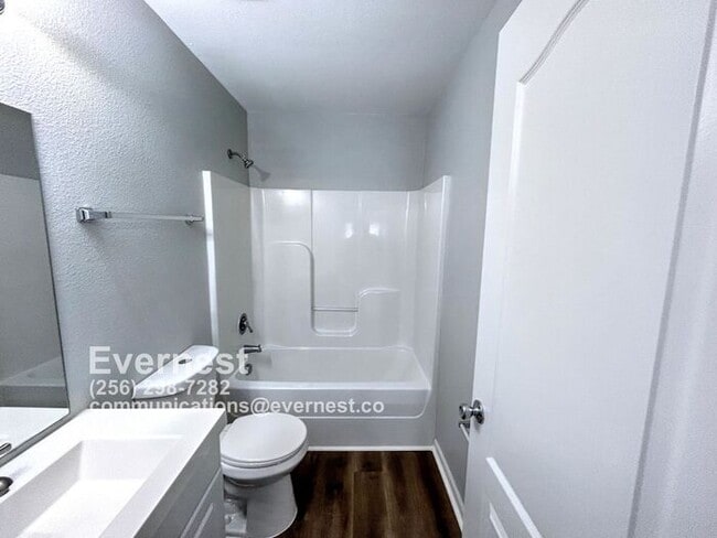 Building Photo - 139 Wethersfield Dr