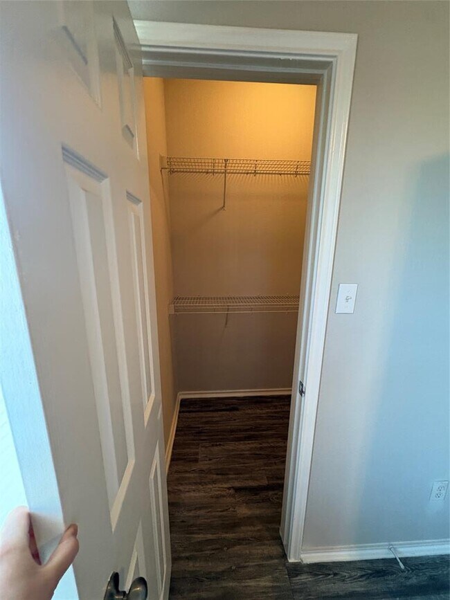 Building Photo - 11510 Liberty St