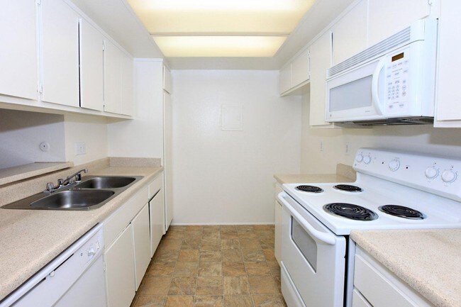 Building Photo - 3825 W Garden Grove Blvd