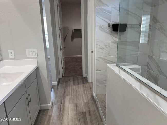 Building Photo - 10212 W Alex Ave