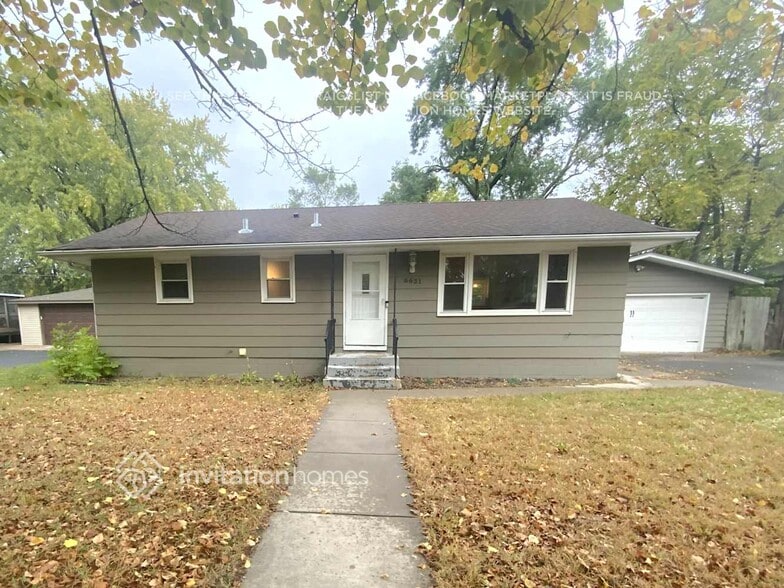 Primary Photo - 6631 Fridley St NE