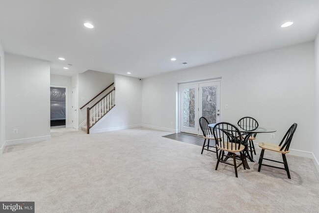 Building Photo - 23765 Fairfield Knl Ct
