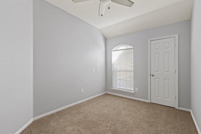 Building Photo - 892 Brentwood Dr