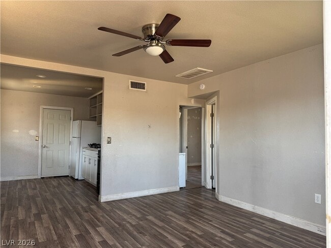 Building Photo - 472 Hunter Dr