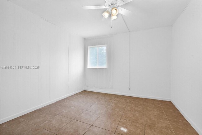 Building Photo - 3541 NW 7th Pl