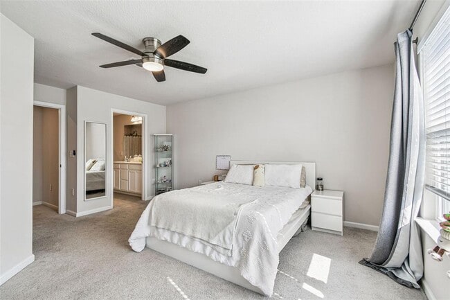 Building Photo - 2123 Laceflower Dr