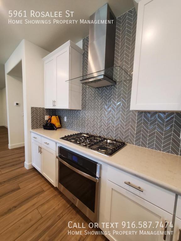 Building Photo - 5961 Rosalee St