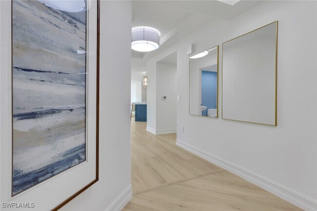 Building Photo - 2728 Tiburon Blvd E