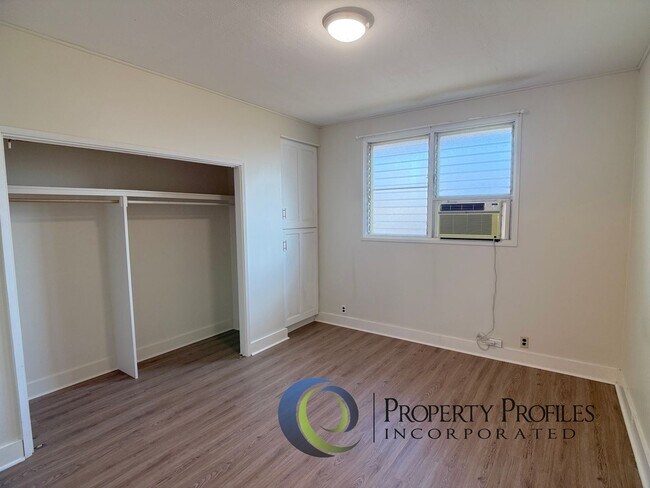 Building Photo - Kaimuki 3 Bedroom 2 Bath House