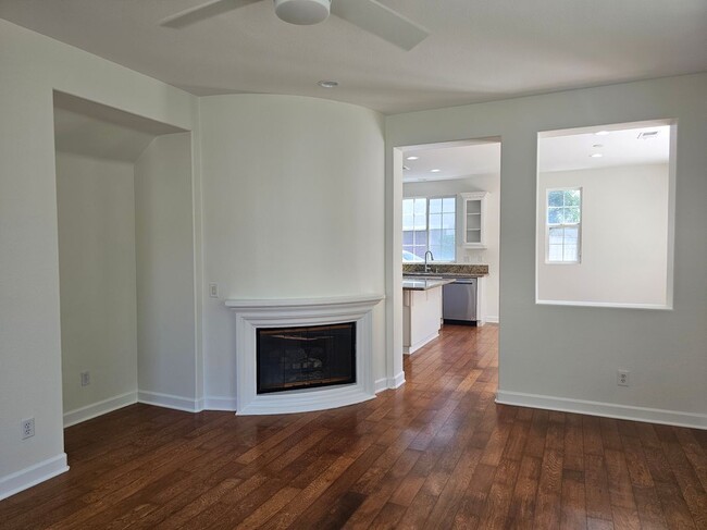 Building Photo - 2862 Echo Springs Dr