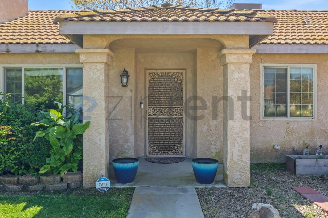 Building Photo - 2847 Hillcrest St