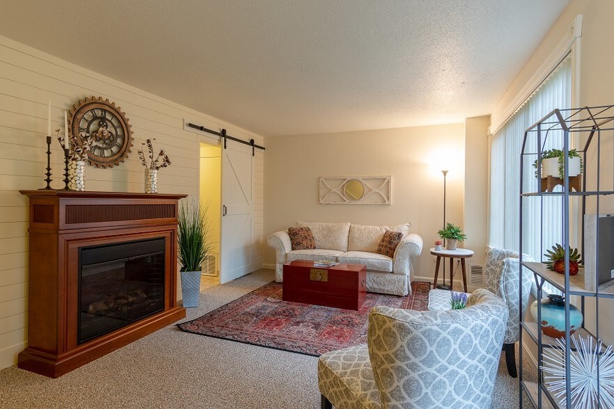 Hathaway Farms Townhomes at Northampton 73 Barrett St Northampton MA