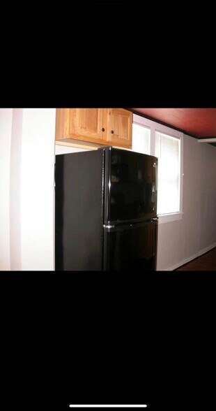 Building Photo - 173 Sanford Ave