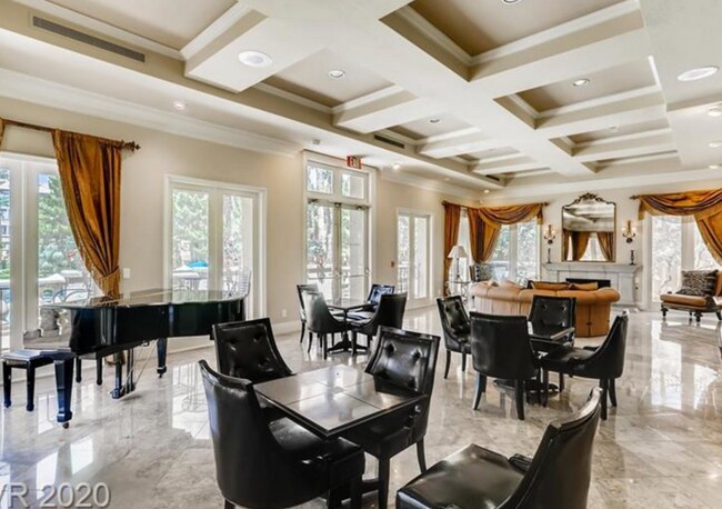 Building Photo - 270 E Flamingo Rd