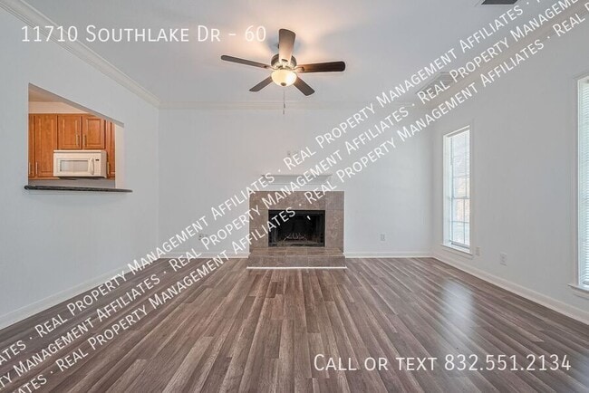 Building Photo - 11710 Southlake Dr