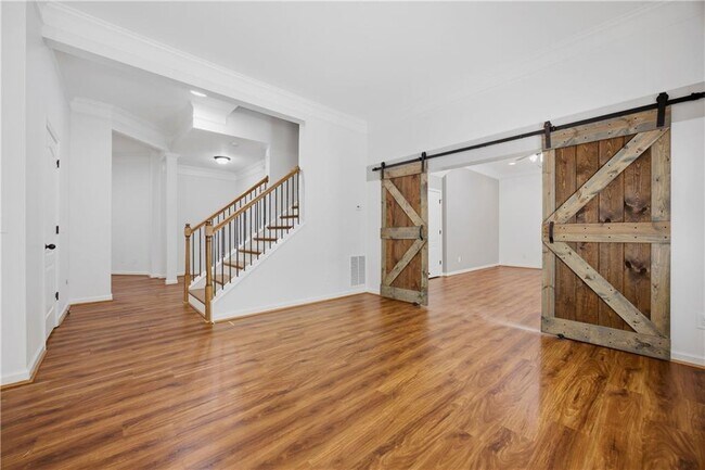 Building Photo - 455 Park Pl Ct