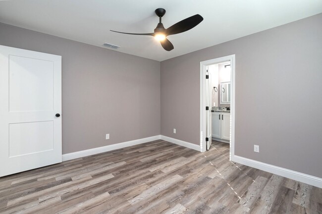 Building Photo - 1197 Musken Rd