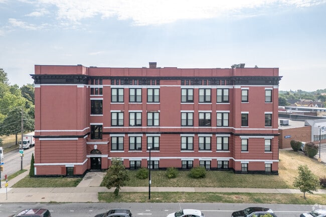 Building Photo - Parkview Apartments