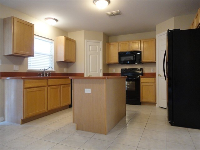 Photo - 12925 Kings Lake Dr