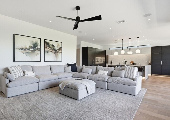 Building Photo - 4544 N Evans Dr