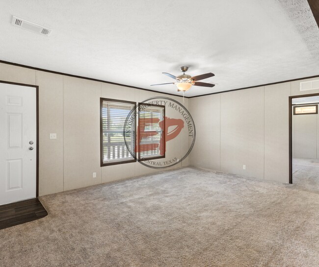 Building Photo - 444 Happy Swaner Ln
