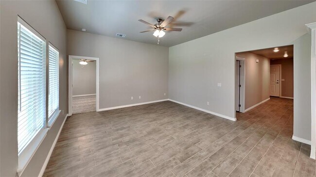 Building Photo - 9020 NW 125th St