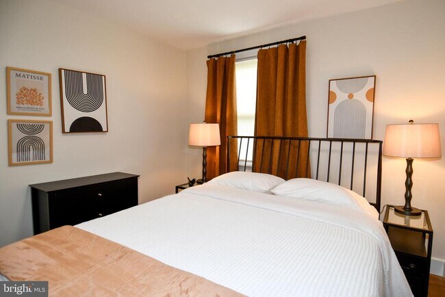 Building Photo - 503 Woodston Rd