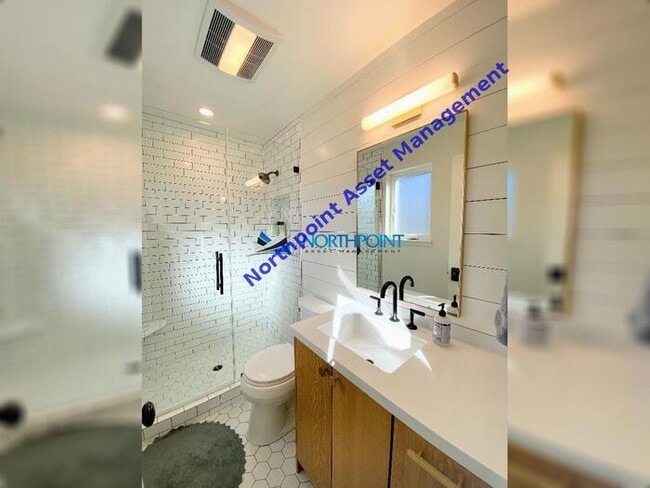 Building Photo - Gorgeous Studio for Rent in Davis