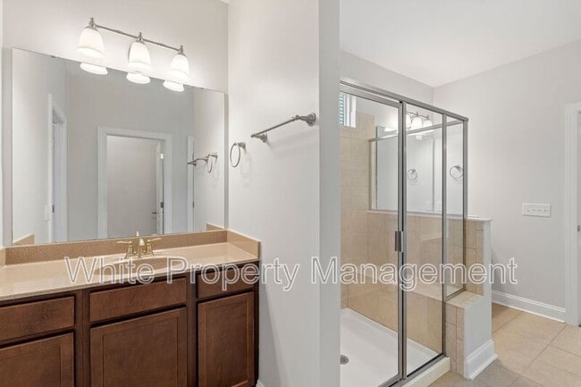 Building Photo - 10934 River Oaks Dr NW