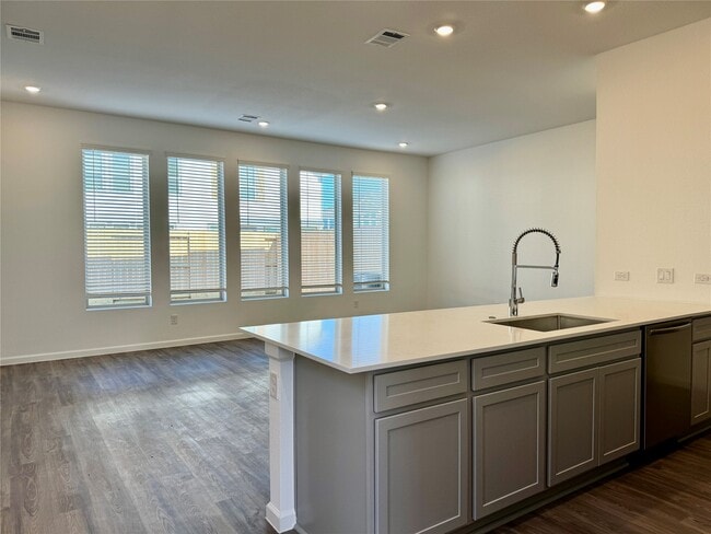 Building Photo - 5506 Amber Brook Ln