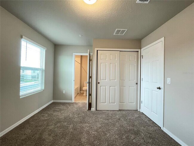Building Photo - 2475 Sweet Viburnum Wy