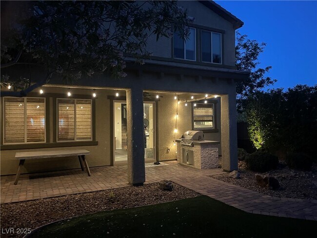Building Photo - 3073 Hushed Sonnet Ave
