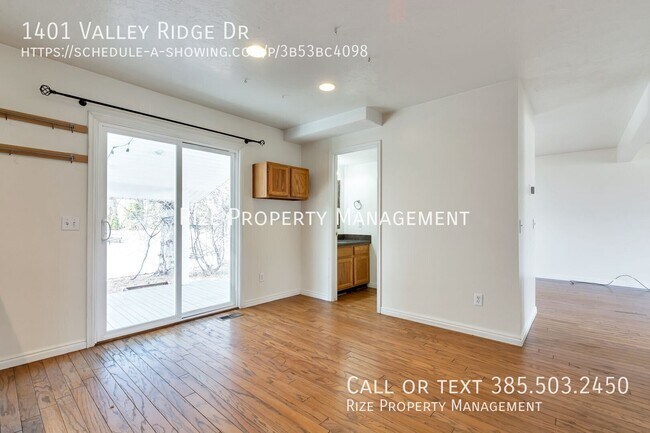 Building Photo - 1401 Valley Ridge Dr