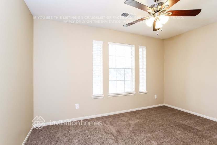 Building Photo - 21346 Hadrian Dr