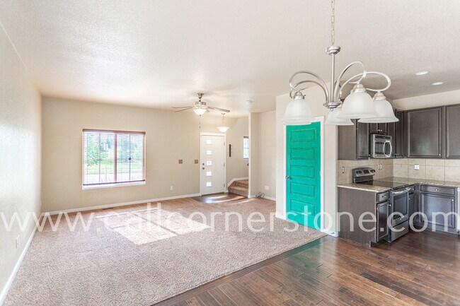 Building Photo - 1322 Antrim Loop