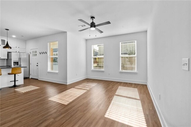 Building Photo - 913 S Wichita Ave