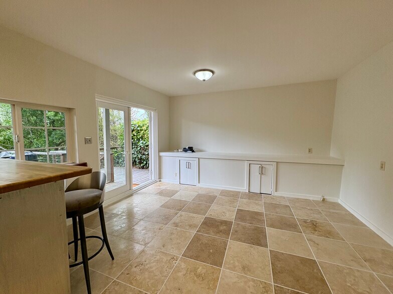Building Photo - 5671 Cabot Dr